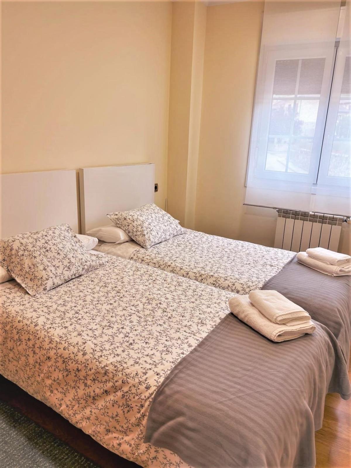 Apartamentos Del Pisuerga Cervera De Pisuerga Exterior photo